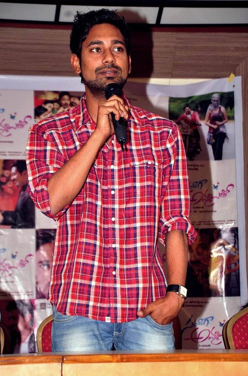 'Saradaga Ammayitho' Movie Press Meet - Varun Sandesh, Nisha Agarwal